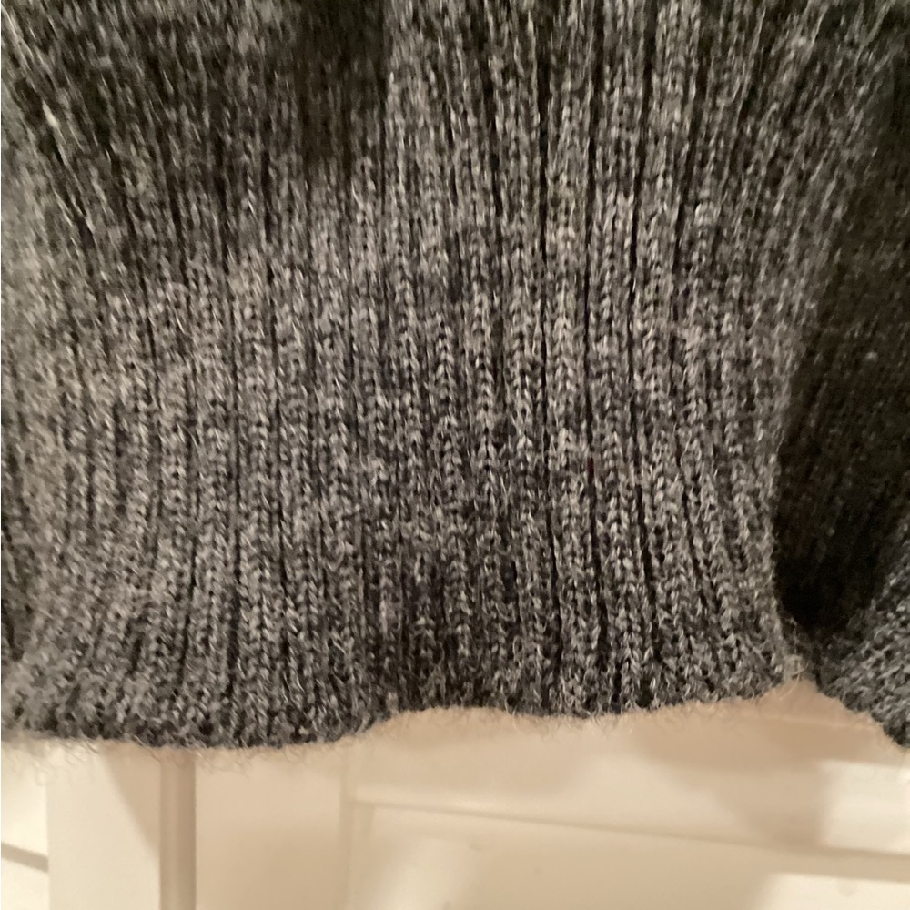 Vintage Pure Wool Patterned Sweater circa 1960s - Picture 2 of 8